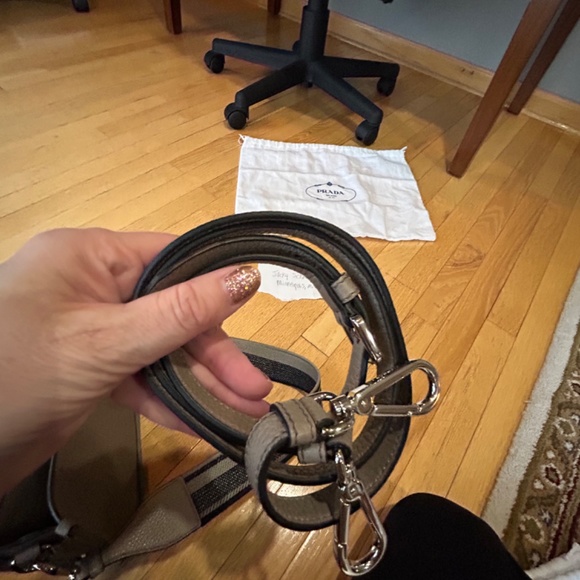 Prada Mini Leather Shoulder Bag- NEW - Picture 7 of 9